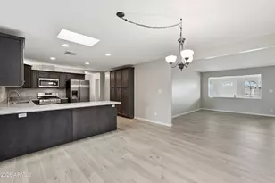 7838 N 37th Ave, Phoenix, AZ 85051 - Photo 16