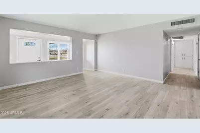 7838 N 37th Avenue, Phoenix, AZ 85051 - Photo 8