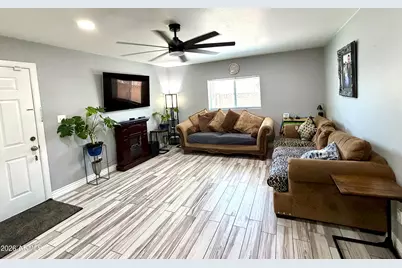 8310 N 55th Avenue, Glendale, AZ 85302 - Photo 2