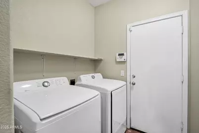 6625 S 16th Drive, Phoenix, AZ 85041 - Photo 32