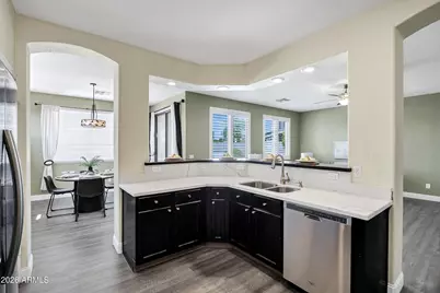 6625 S 16th Drive, Phoenix, AZ 85041 - Photo 16
