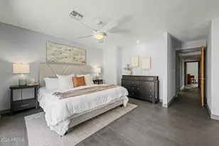 2276 E Christy Dr, Phoenix, AZ 85028 - Photo 18