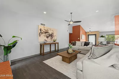 2276 E Christy Drive, Phoenix, AZ 85028 - Photo 10