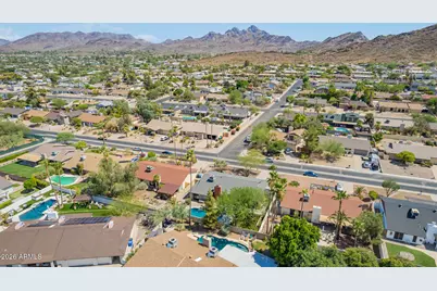2276 E Christy Drive, Phoenix, AZ 85028 - Photo 42