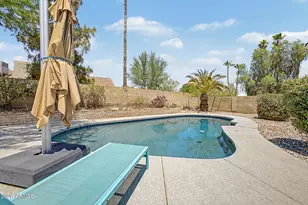 2276 E Christy Dr, Phoenix, AZ 85028 - Photo 34