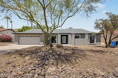 2276 E Christy Drive, Phoenix, AZ 85028 - Photo 2