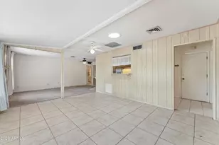 10208 W Pinehurst Dr, Sun City, AZ 85351 - Photo 14