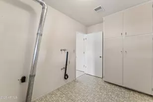 10208 W Pinehurst Dr, Sun City, AZ 85351 - Photo 40