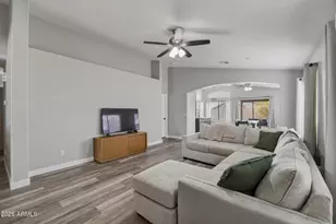 14739 W Watson Ln, Surprise, AZ 85379 - Photo 8
