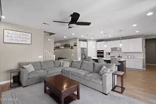 13179 W Redstone Dr, Peoria, AZ 85383 - Photo 12