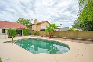 3907 E Coconino St, Phoenix, AZ 85044 - Photo 32