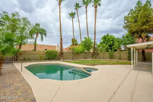 3907 E Coconino St, Phoenix, AZ 85044 - Photo 30