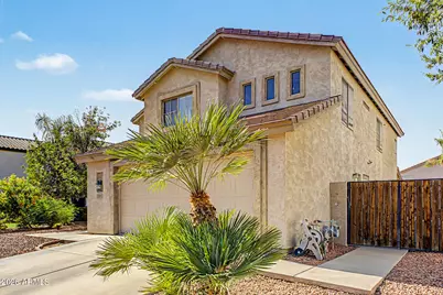 284 W Goldfinch Way, Chandler, AZ 85286 - Photo 2