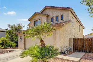 284 W Goldfinch Way, Chandler, AZ 85286 - Photo 2