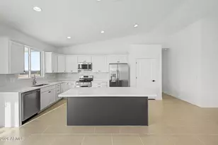 37932 W Grant St, Tonopah, AZ 85354 - Photo 10