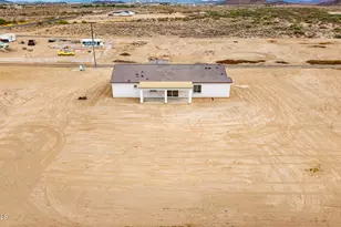 37932 W Grant St, Tonopah, AZ 85354 - Photo 32