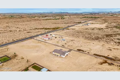 37932 W Grant Street, Tonopah, AZ 85354 - Photo 2