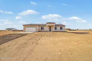 37932 W Grant St, Tonopah, AZ 85354 - Photo 6
