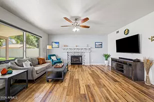 7641 W Maui Ln, Peoria, AZ 85381 - Photo 8