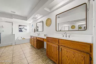 7641 W Maui Ln, Peoria, AZ 85381 - Photo 18