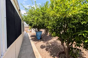 2824 W Angela Dr, Phoenix, AZ 85053 - Photo 64