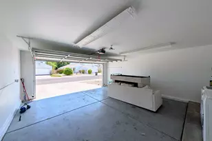 2824 W Angela Dr, Phoenix, AZ 85053 - Photo 50