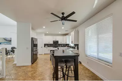 10926 W Locust Lane, Avondale, AZ 85323 - Photo 14