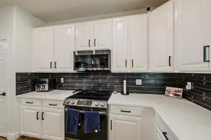 10926 W Locust Ln, Avondale, AZ 85323 - Photo 20