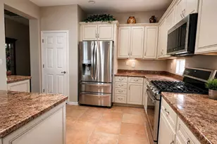 40837 N Prestancia Ct, Phoenix, AZ 85086 - Photo 10