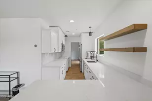 7224 E Jenan Dr, Scottsdale, AZ 85260 - Photo 8