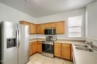 5211 W Warner St St, Phoenix, AZ 85043 - Photo 12