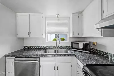 2401 N 70th Street #G, Scottsdale, AZ 85257 - Photo 14