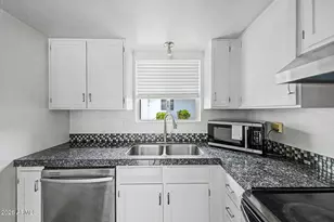 2401 N 70th St, Scottsdale, AZ 85257 - Photo 14