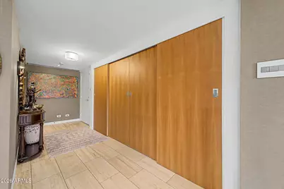 2201 N Central Avenue #2F, Phoenix, AZ 85004 - Photo 2