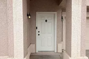 571 E Reflection Pl, Chandler, AZ 85286 - Photo 2