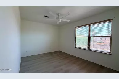 571 E Reflection Place, Chandler, AZ 85286 - Photo 14