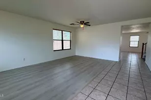571 E Reflection Pl, Chandler, AZ 85286 - Photo 4