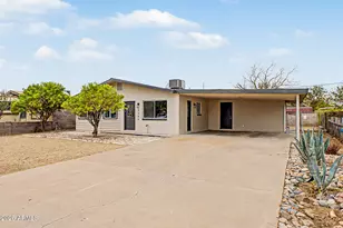 2344 W Cholla St, Phoenix, AZ 85029 - Photo 1