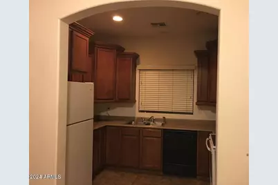 4661 E Laurel Avenue, Gilbert, AZ 85234 - Photo 6