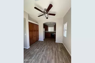 4661 E Laurel Avenue, Gilbert, AZ 85234 - Photo 8