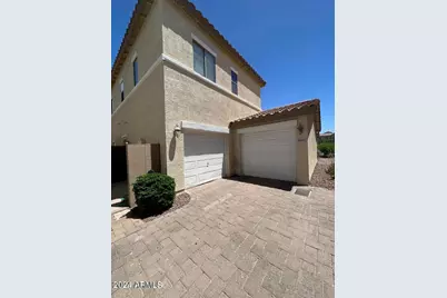 4661 E Laurel Avenue, Gilbert, AZ 85234 - Photo 2