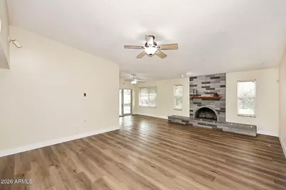 17640 N 1st Place N, Phoenix, AZ 85022 - Photo 4