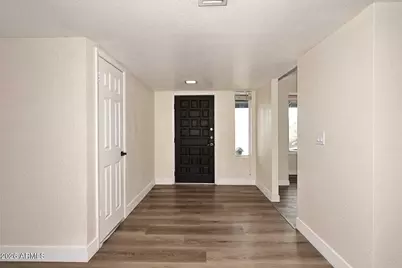17640 N 1st Place N, Phoenix, AZ 85022 - Photo 8