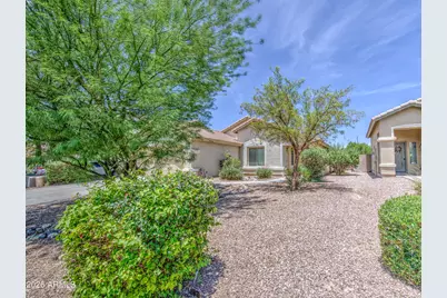 13526 W Berridge Lane, Litchfield Park, AZ 85340 - Photo 4