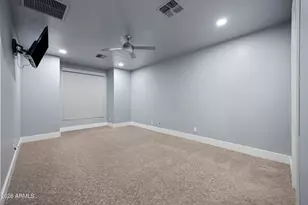 12671 S Honah Lee Ct, Phoenix, AZ 85044 - Photo 60
