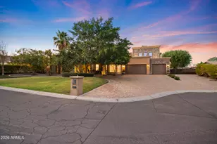 12671 S Honah Lee Ct, Phoenix, AZ 85044 - Photo 2