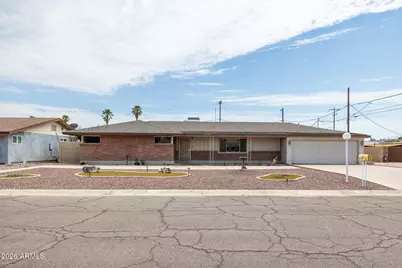 303 E Markley Drive, Casa Grande, AZ 85122 - Photo 2