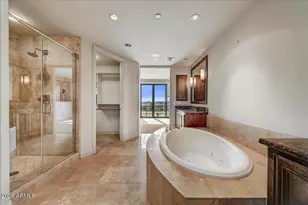 7181 E Camelback Rd, Scottsdale, AZ 85251 - Photo 18