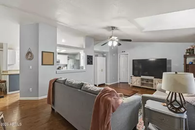 2907 E Sequoia Drive, Phoenix, AZ 85050 - Photo 14