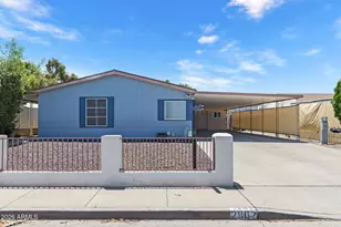 2907 E Sequoia Dr, Phoenix, AZ 85050 - Photo 1